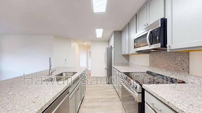 2 bed, 1.5 bath, 710 sqft, $2,750 — Photo 1