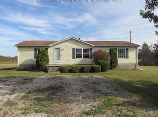 102 School House Run Rd, Cottageville, WV 25239