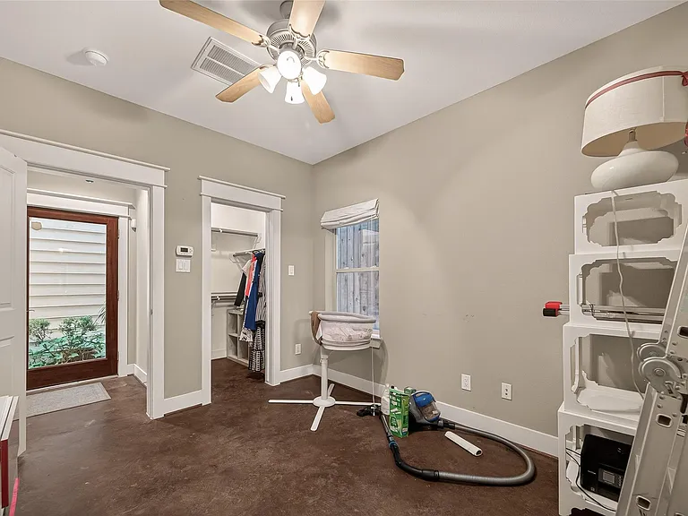 1510 Crockett St #B — Photo 17