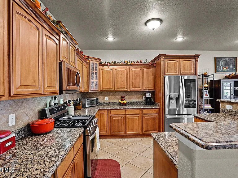 14125 Rainbow Point Dr — Photo 23