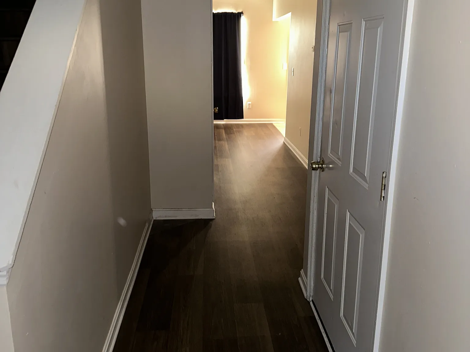 Cambridge Apartments - Unit 27 — Photo 3