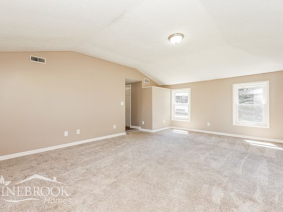 3rd image of 1632 Superior Ave