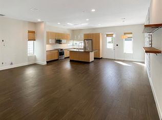 5517 Paraiso Pl, Houston, TX 77091