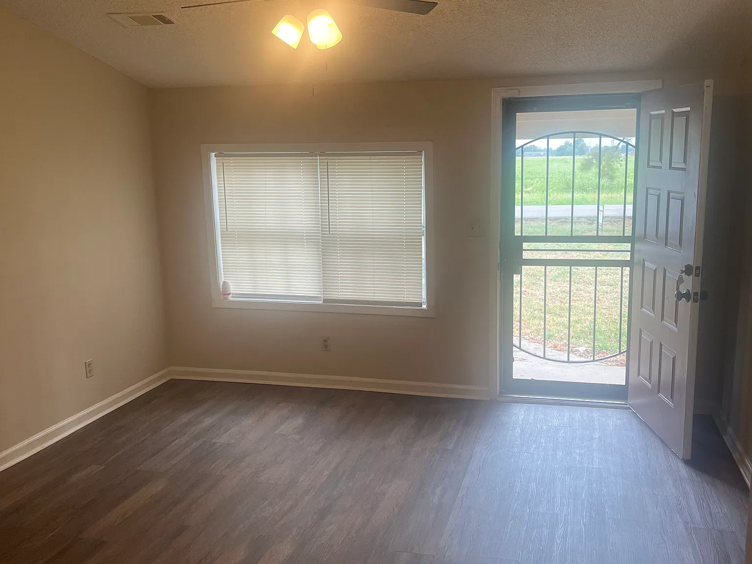 4 bed, 1880 sqft, $1,450 — Photo 4