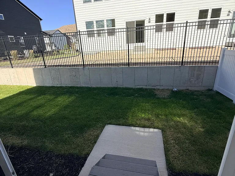 3590 N Stallion St — Photo 11