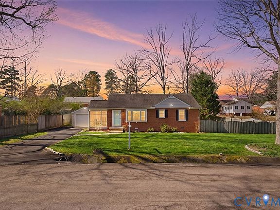 3rd image of 9007 Penguin Rd