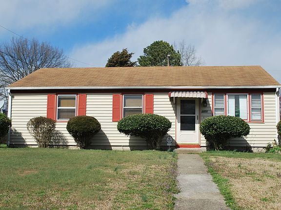 3rd image of 2704 Carneal St