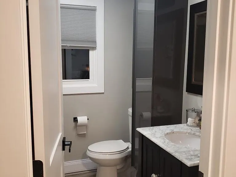 15-17 Otis Ct — Photo 3