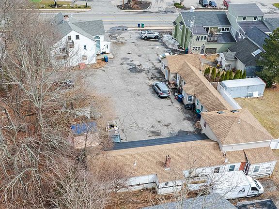 4th image of 852 Lafayette Road