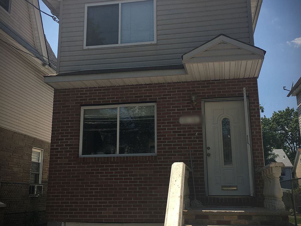 1st image of 116-49 196 St