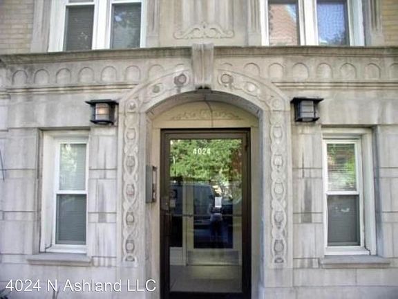 3rd image of 4024 N Ashland Ave APT 106