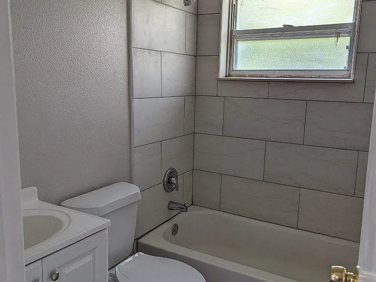 1036 Ola Dr #2 — Photo 4