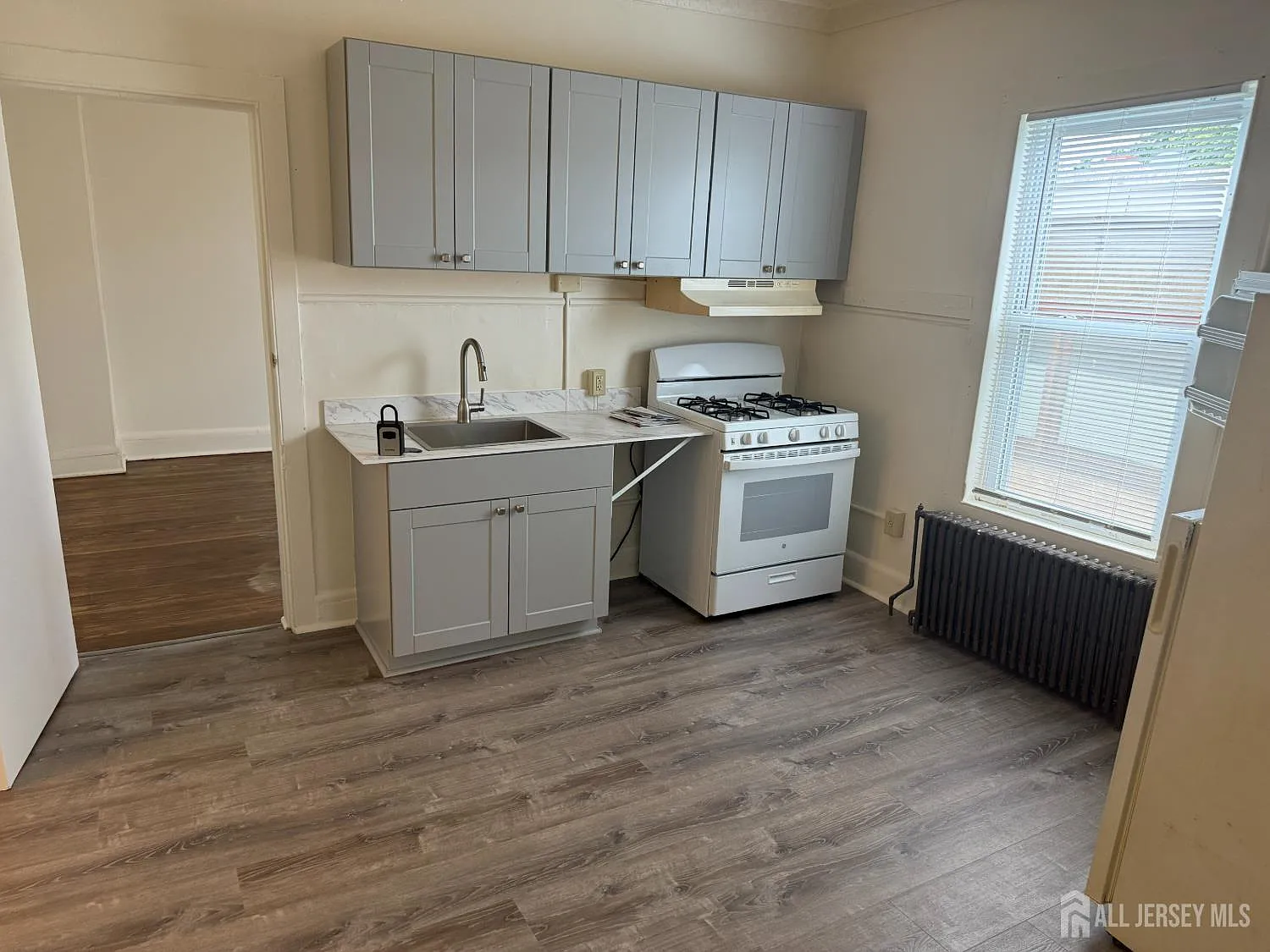 1 bed, 1.0 bath, $1,500 — Photo 3