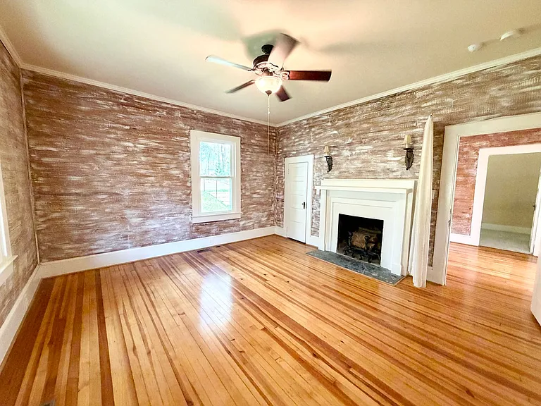 321 Cove View Ct — Photo 15