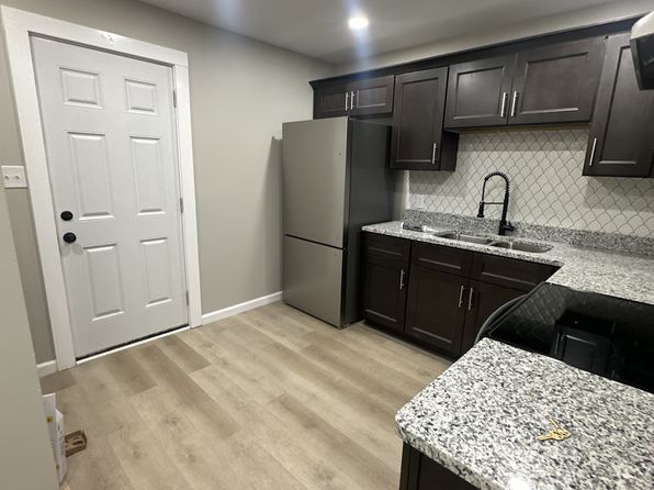 705 Elberta Street - B, 705 Elberta St, Fort Valley, GA 31030