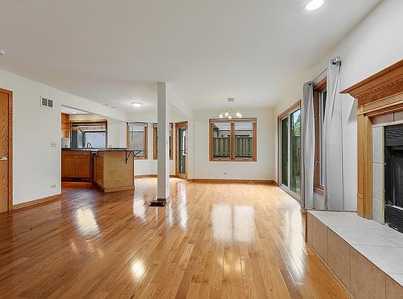5th image of 7025 167th St APT A