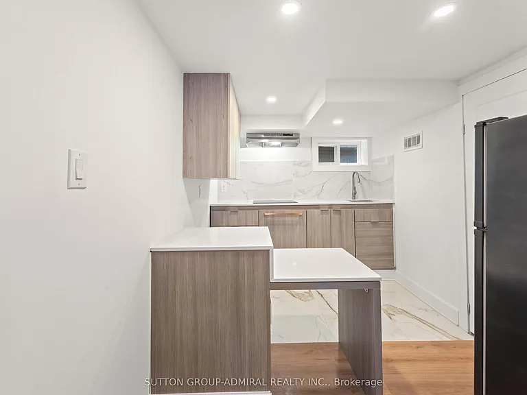 3 Hartland Rd — Photo 29