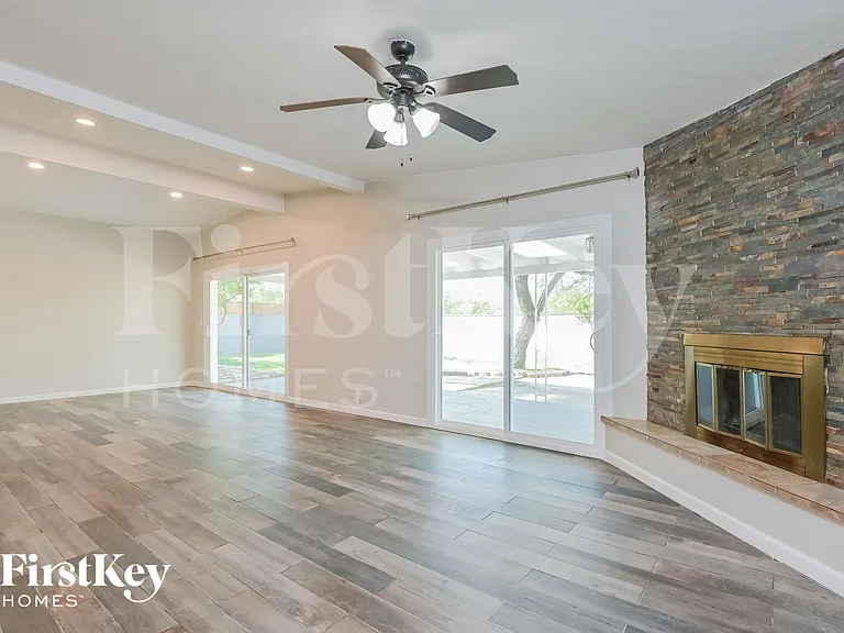5136 E Alberta Dr — Photo 2
