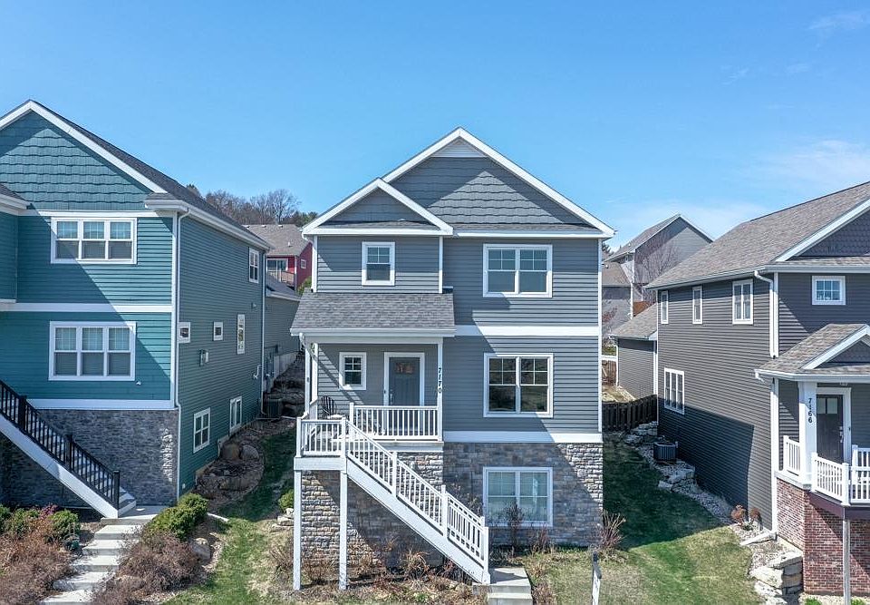 1st image of 7170 Belle Fontaine Blvd