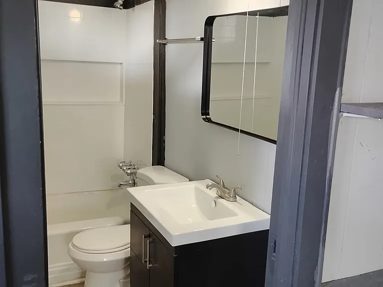 610 & 612 Cabell Dr #612-B — Photo 2