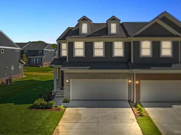 4159 Nottingham Cir, Clarkston, MI 48346