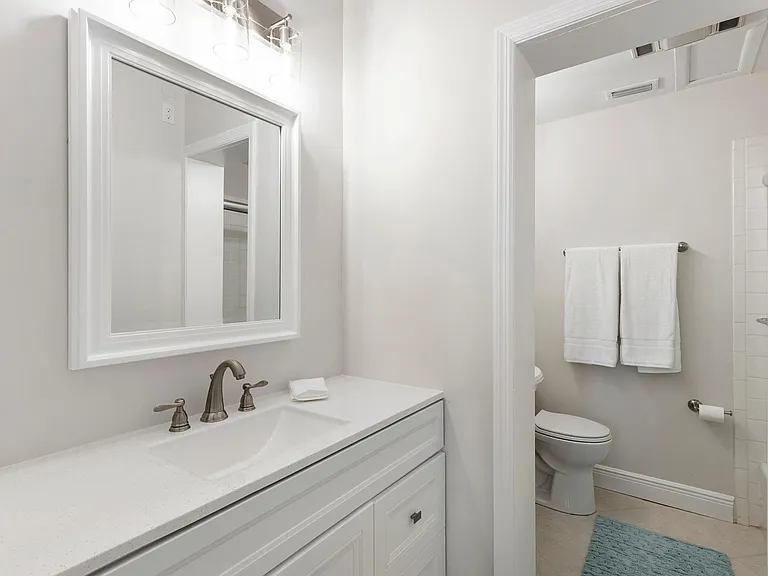257 Benjamin Franklin Dr — Photo 13