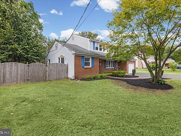 3rd image of 263 Fellowship Rd