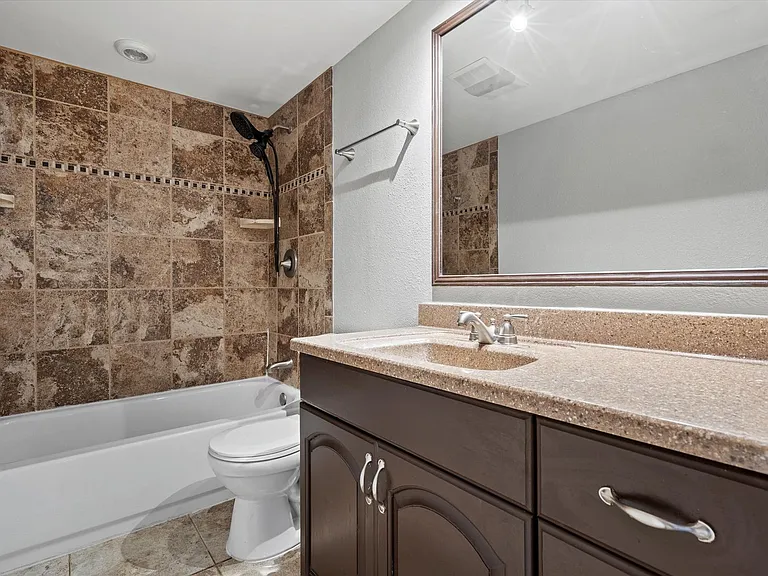 9901 Willers Way — Photo 20