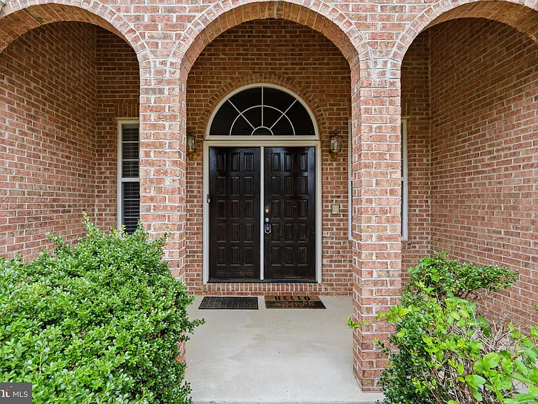 13305 Old Fort Rd — Photo 3