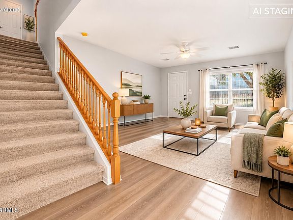 2nd image of 2637 E Campbell Avenue