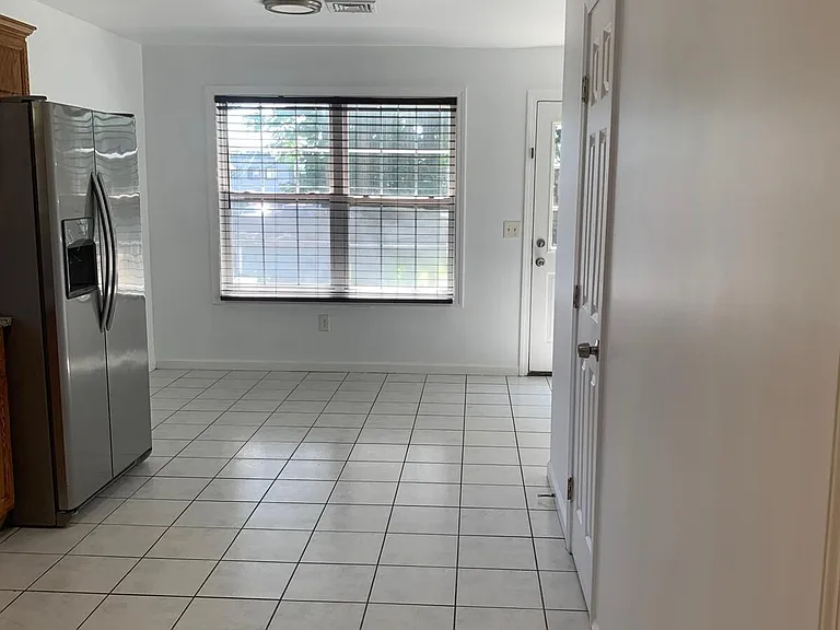 175 Harding Ave — Photo 14