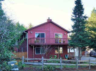 915 SW Range Dr, Waldport, OR 97394