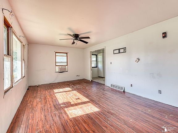 3rd image of 13781 Laplaisance Rd