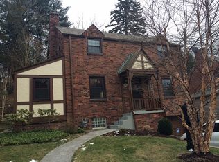 65 Iroquois Dr, Pittsburgh, PA