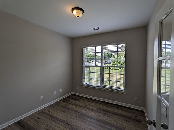 4th image of 1924 Arbor Vista Dr
