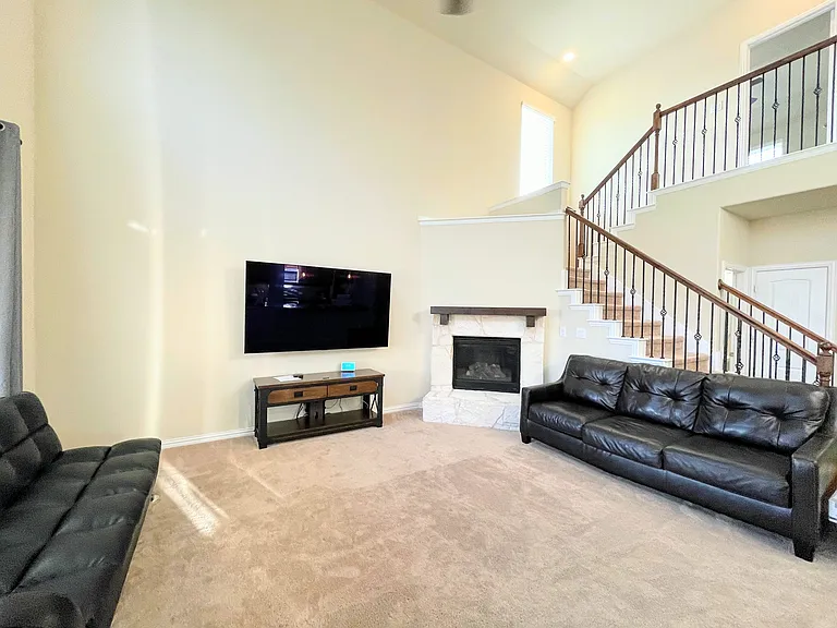 11513 Morrow Ln — Photo 15
