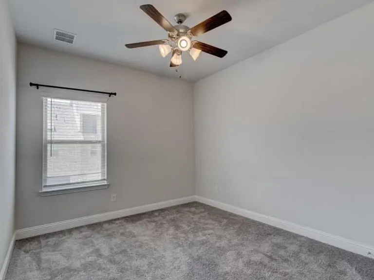 1564 Windermere Way — Photo 14