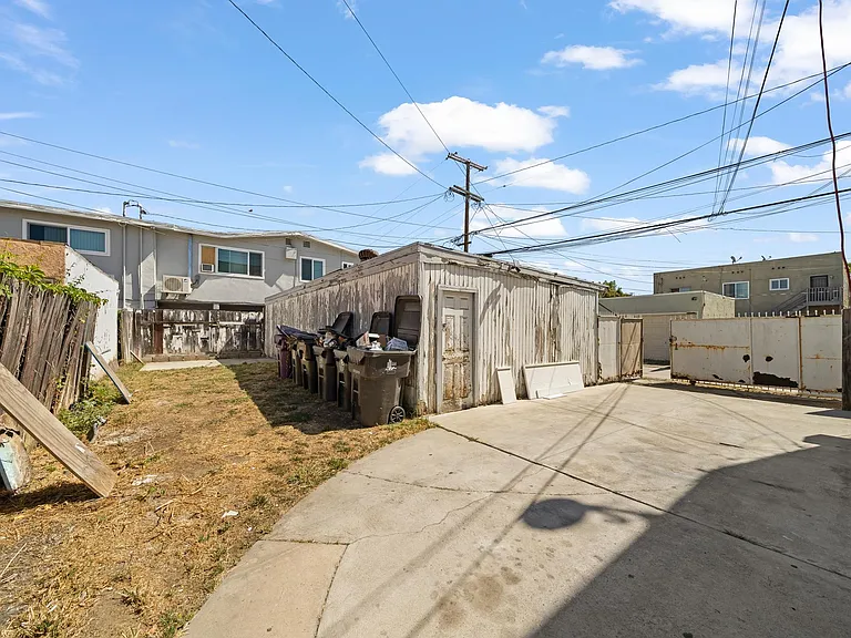 1609 E 14th St #3 — Photo 20