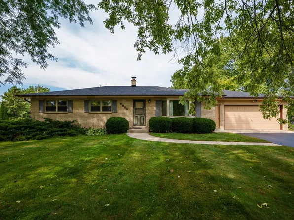 8820 Maplecrest DRIVE, Mount Pleasant, WI 53406