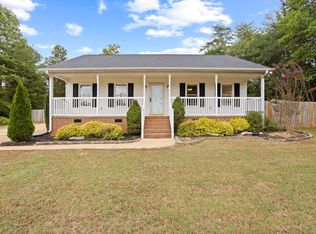 206 N Hodgens Cir, Travelers Rest, SC 29690