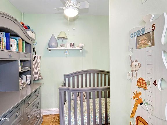 4th image of 1725 York Ave APT 25G