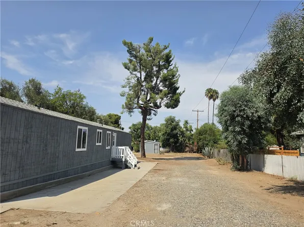 18864 Grand Ave, Lake Elsinore, CA 92530