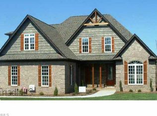 9045 Grove Pnes, Kernersville, NC 27284