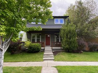 62737 Larkview Rd, Bend, OR 97701