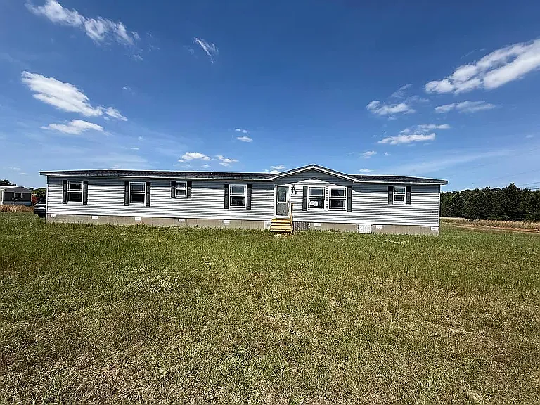 364 Hartzog Rd — Photo 1
