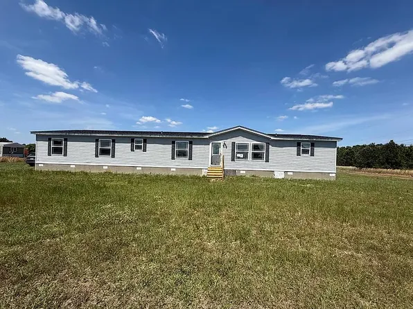364 Hartzog Rd, Slocomb, AL 36375