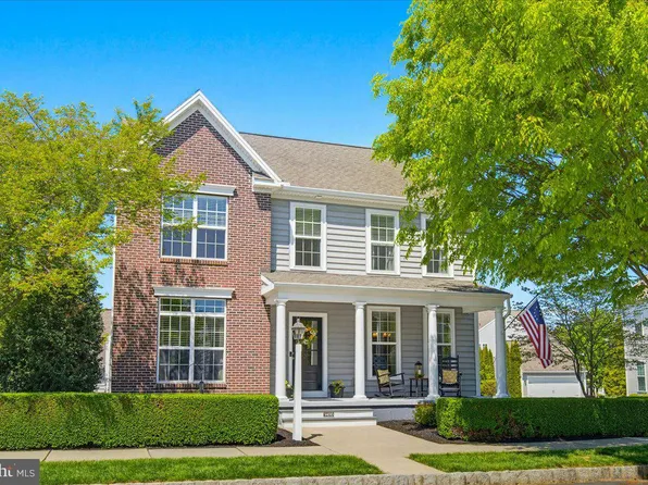 1400 Picket Dr, Lancaster, PA 17601