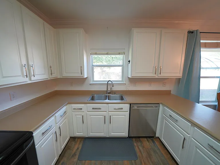 136 Earhart Ln — Photo 22