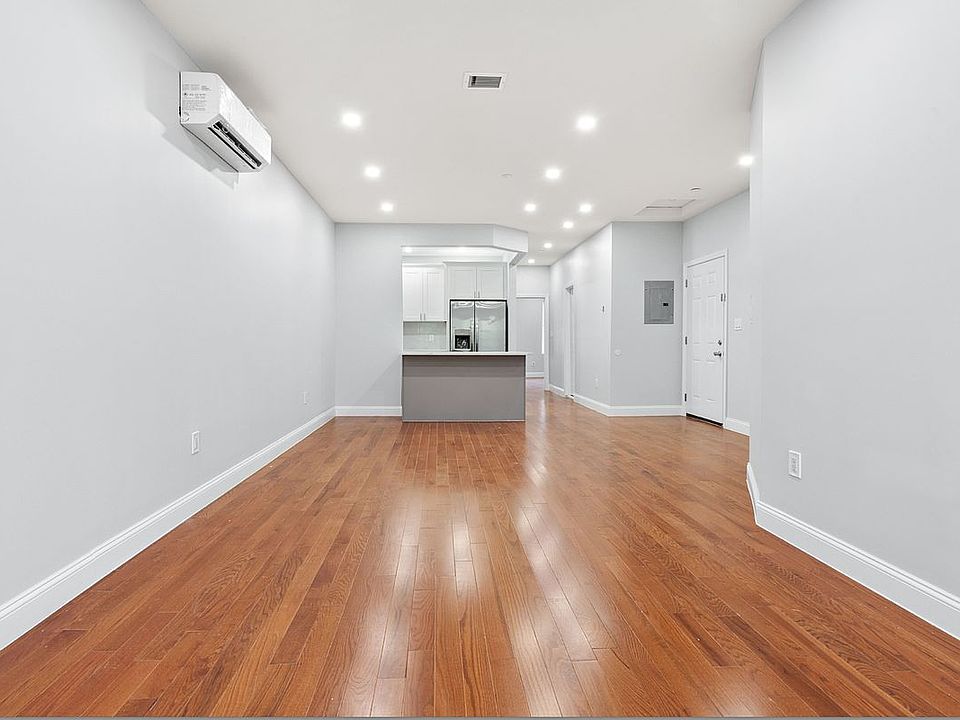 1st image of 1149 Saint Marks Ave Floor 1
