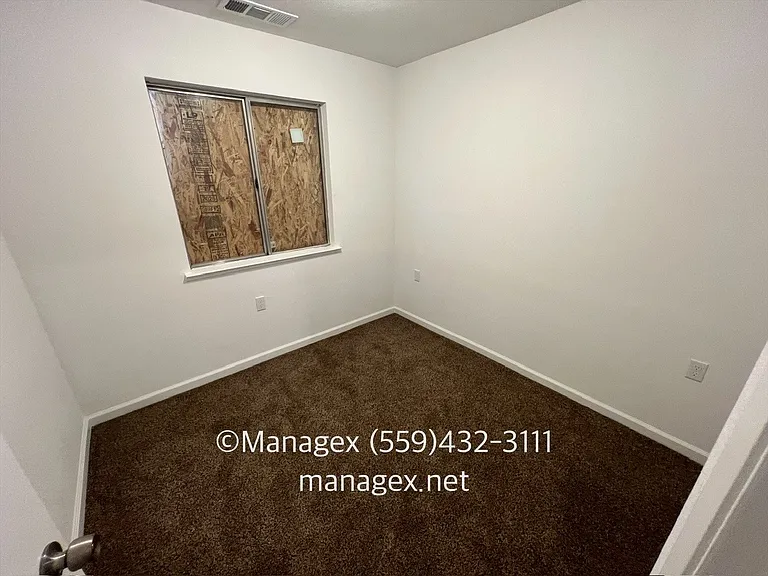 1133 N Bond St #102 — Photo 14